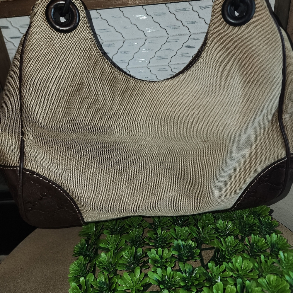 Gucci GG Signature-Trimmed Colbert Hobo - Picture 4 of 16